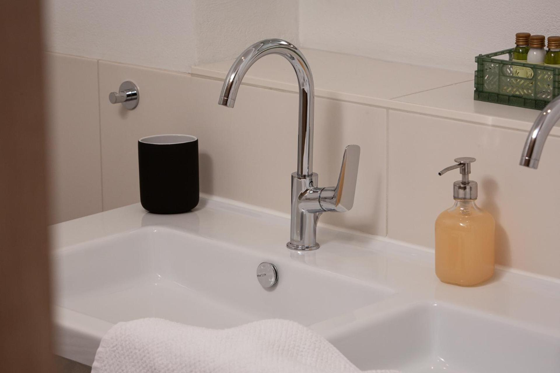 Alpine View Apartments Niedernsill Room photo